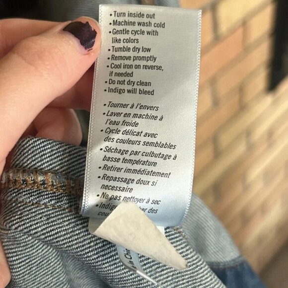 Paige Denim Women’s Trucker Distressed Jean Jacket Size Medium Junya Destructed - Picture 10 of 11